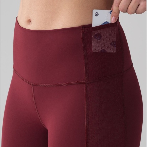 Lululemon Body Con Crop Deep Rouge 4 - Picture 3 of 8